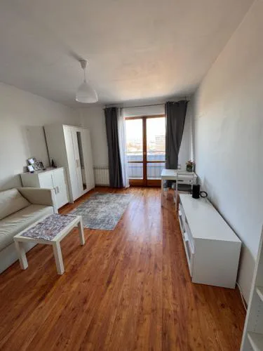 Wola Oasis - Cosy Apartment Near Metro Station