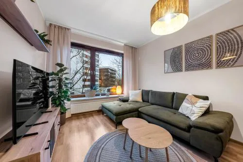 Żoliborz Apartment - Gym, Workspace, Bus nearby - by Rentujemy