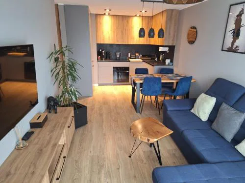 Komfortowy apartament dla 6 osób CH Arena, prywatny parking