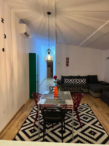 KATO Central 3 Maja 100m2