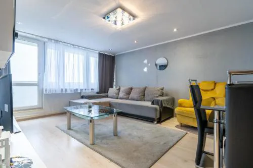 Park Śląski 18th Floor Apartment by BookingHost