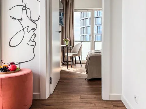 URBAN APARTMENTS Global - 13th Floor No 24 - Free Garage - LUXURY