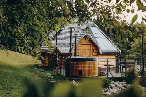 Osada Poli Koniaków - Panoramiczny Domek nr 2 z Prywatną Balią i Hydromasażem