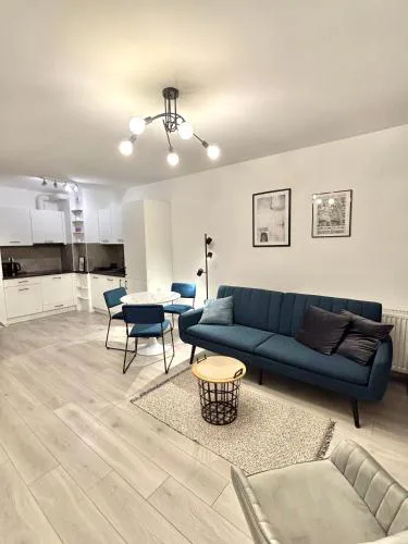 Apartament 8