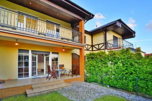 Comfortable holiday home with a private garden