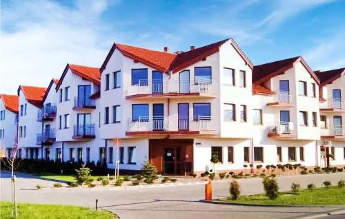 Nice Apartment In Darlowko With Wifi