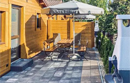 2 Bedroom Awesome Home In Sianozety