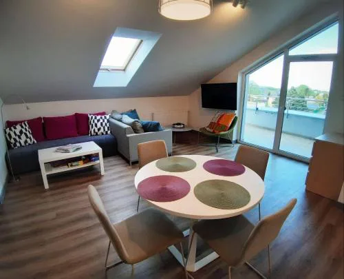 Apartament Beztroski z widokiem na morze 5 Mórz