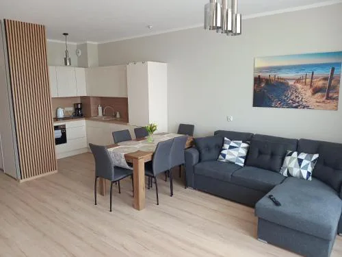 Apartament rodzinny 47, 150 m od plaży, basen, plac zabaw, darmowy parking!
