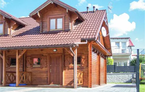 2 Bedroom Stunning Home In Sianozety