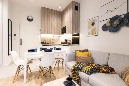 2Homerent Shellter 117A