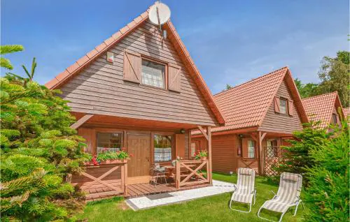 2 Bedroom Gorgeous Home In Dabki, Bobolin