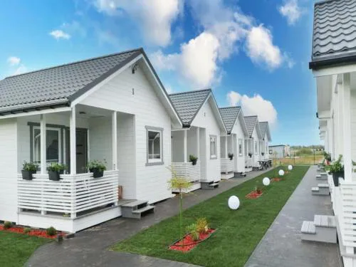 Single-story holiday homes with terraces