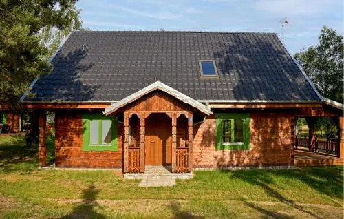 Cozy Home In Czaplinek With Lake View