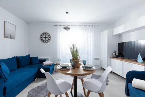 Apartament Blue z rowerami z ogródkiem by Major Domus Club