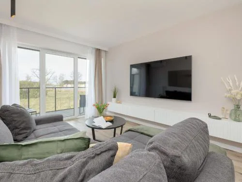 Comfortable apartment, river view, indoor pool