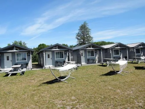 Holiday House in Dziwnówek near Sea and Lake