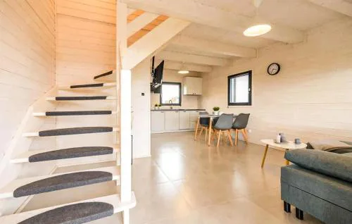 2 Bedroom Amazing Home In Dziwnówek