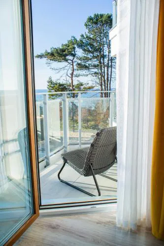 APARTAMENT ELEGANCE YELLOW w Let's Sea Basen&SPA