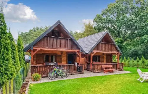 Cozy Home In Jaroslawiec With Wifi