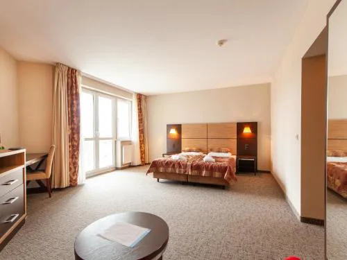 Apartament hotelowy delux w Kołobrzegu ul Kościuszki 16 Przyjazny dla osób na wózkach Pobyt 7 nocy 10 procent rabatu 4 noce 5 procent rabatu