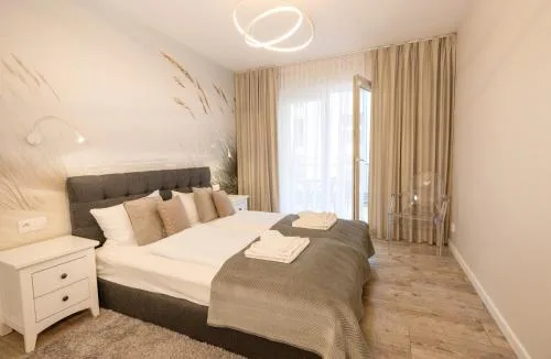 Apartament przy Latarni Morskiej z garażem