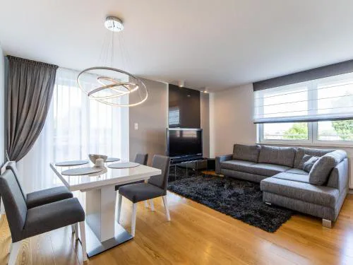 Apartament z garażem Bałtycka
