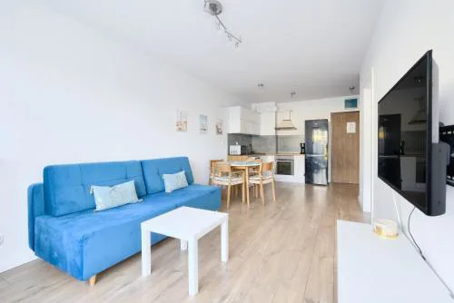 ApartamentyPrzyMorzu Bałtycki z miejscem postojowym i ogródkiem