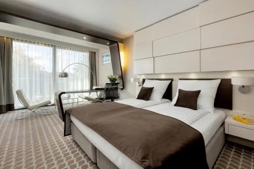 Sea Breeze prywatny apartment w MARINE HOTEL przy plaży