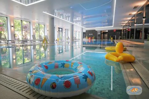 SPA Nadmorskie Tarasy Nemo Apartamenty Kołobrzeg - Latarnia morska - Port