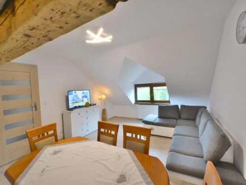 Spacious holiday apartment with a large terrace