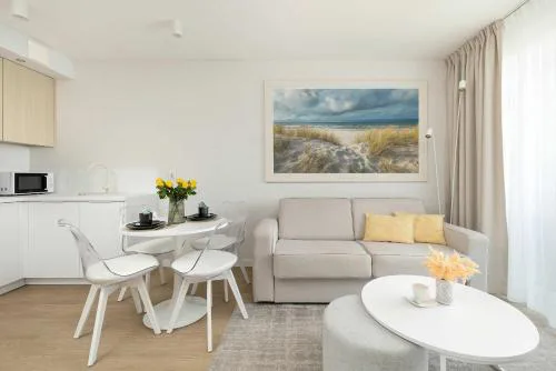 Tasteful Apartment with Parking near the City Center of Kołobrzeg by Noclegi Renters