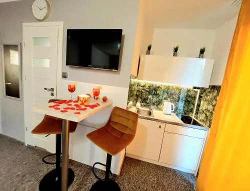 Zielony Zakątek z balkonem Smart TV