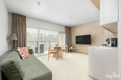 Apartment uk cin near Beach and Pool