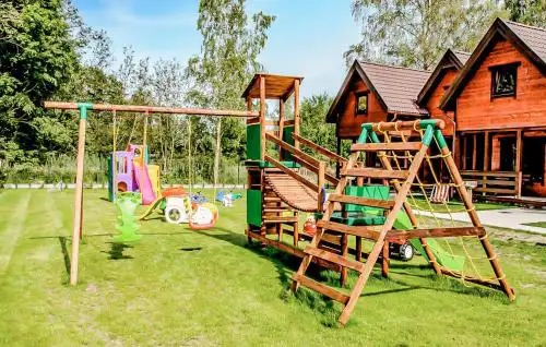 2 Bedroom Amazing Home In Mielenko