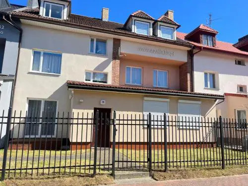 AZALIA 30 POKOJE GOŚCINNE , Mielno AZALIOWA 30