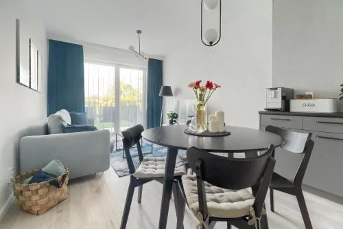 Nadmorski Apartament z dostępem do basenu, sauny, jacuzzi i ogródkiem przy plaży 114 Rezydencja Niechorze
