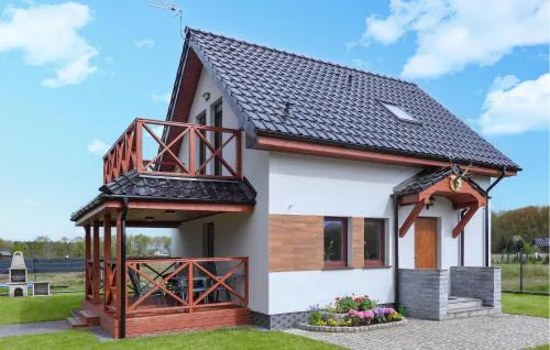 Cozy Home In Nowe Warpno