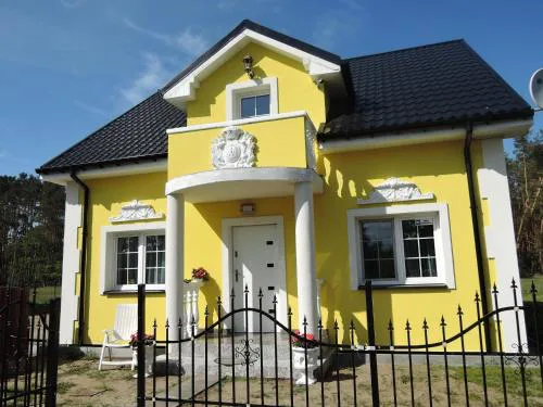 Holiday Home in Nowe Warpno by the Harbor
