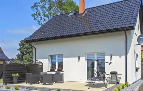 Lovely Home In Nowe Warpno