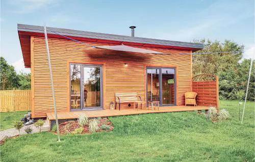 2 Bedroom Nice Home In Nowe Warpno