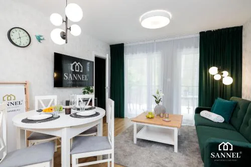 Apartament Forest Bay z basenem krytym całorocznym-Pobierowo Baltic Apartments- SANNEL Apartments for rent