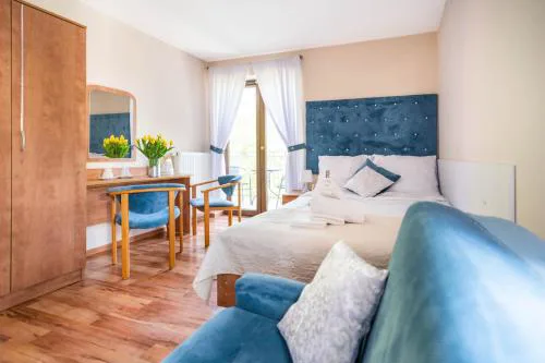 ReveliQa - pokoje gościnne i apartamenty