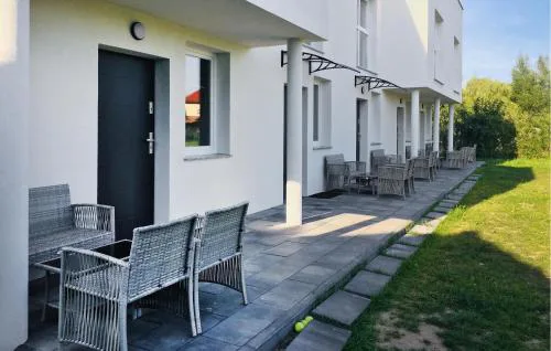 2 Bedroom Gorgeous Home In Pustkowo
