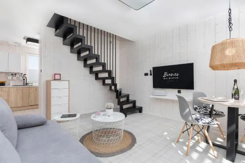 Bianco House Apartments
