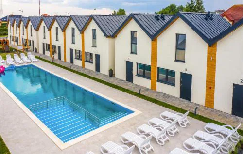 Gorgeous Home In Rewal With Wifi