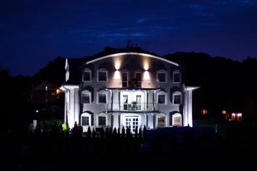 Villa TAAN Royal