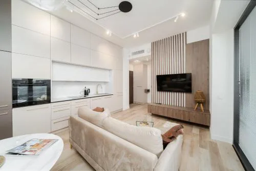 ANS Hanza Tower Apartment No 428 - Swimming pool, sauna, jacuzzi, viewing terrace
