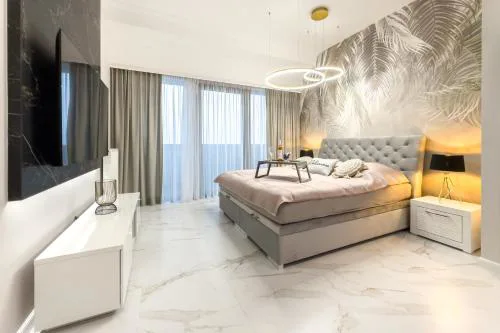 ANS Hanza Tower Apartment No 524 - Swimming pool, sauna, jacuzzi, viewing terrace