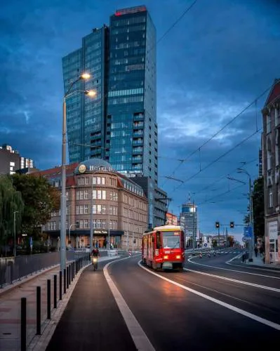 Hanza Tower, Apartament LESS IS MORE 15TH basen Sauna Spa
